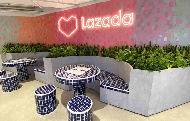 Lazada lần đầu có lãi sau 12 năm hoạt động 
