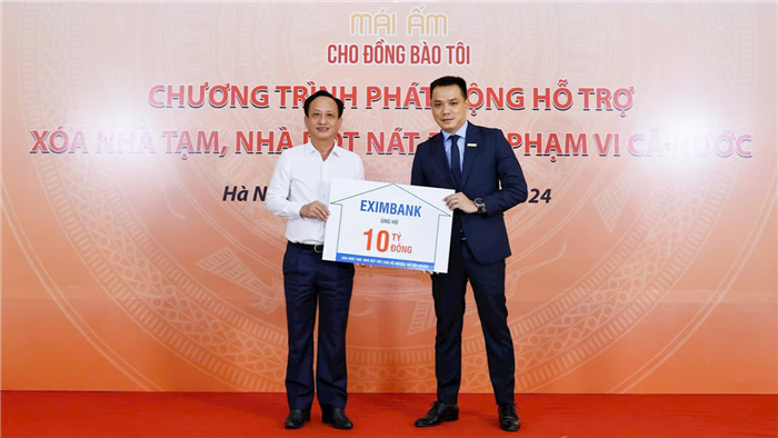 Eximbank ủng hộ 10 tỷ đồng chung tay xóa nhà tạm, nhà dột nát