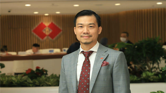 Có thể bạn chưa biết, em trai sếp Techcombank này đang làm chủ một doanh nghiệp bảo hiểm