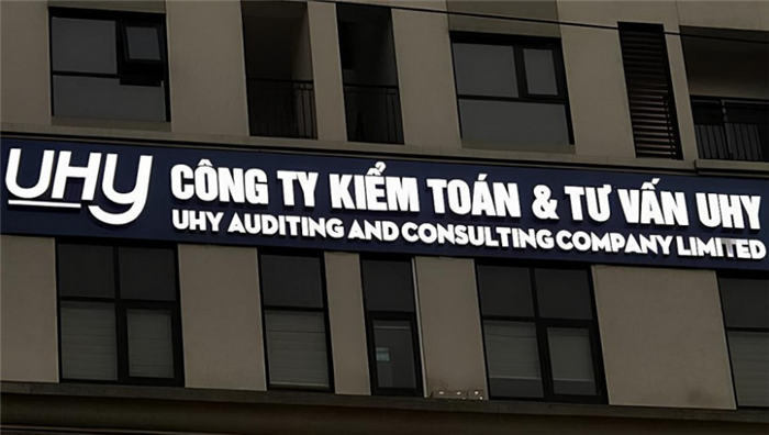 Chia tay DFK Việt Nam, Quốc Cường Gia Lai ký hợp đồng với công ty từng kiểm toán cho FLC, FIT