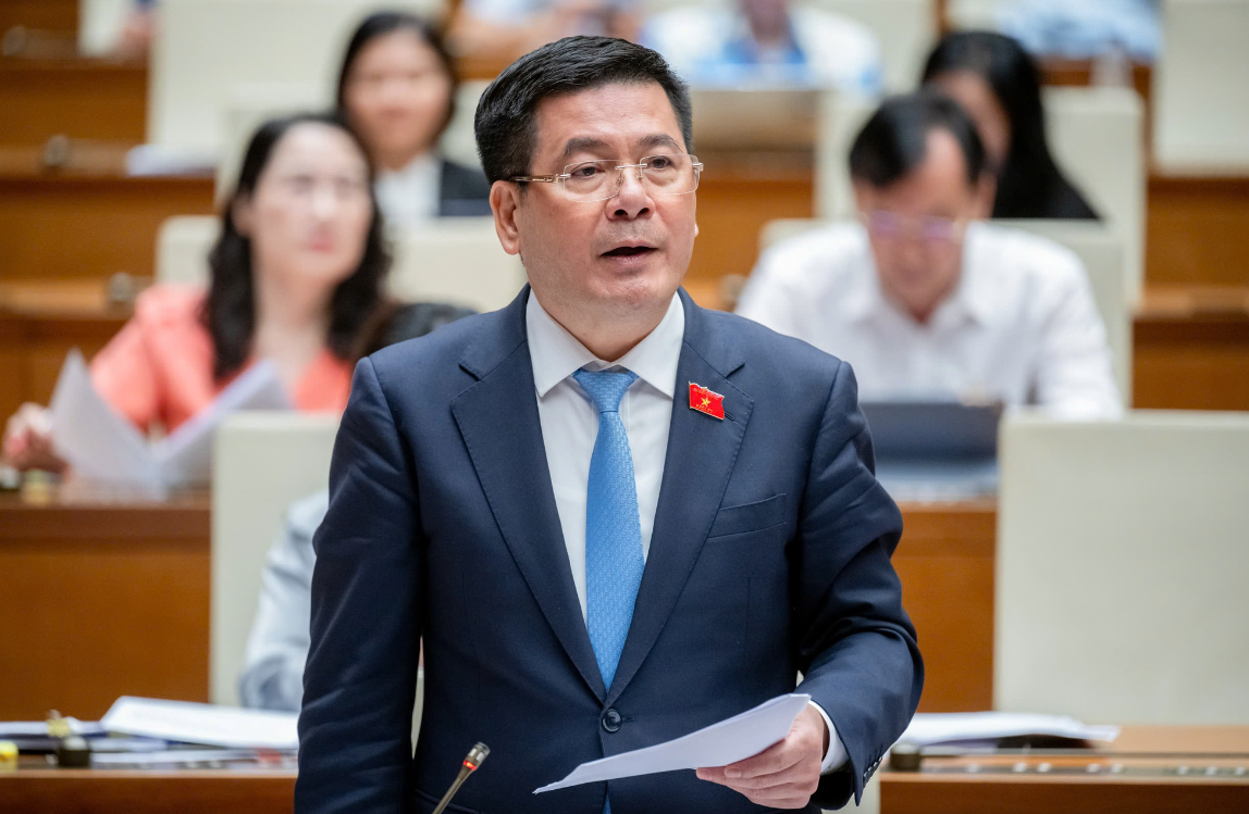 EVN lỗ chồng lỗ, Bộ trưởng Bộ Công thương nói gì?