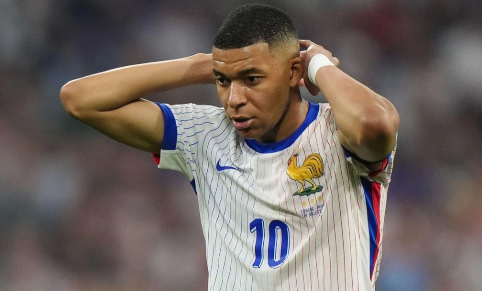 Mbappe bị hack tài khoản, đăng loạt tweet quảng cáo tiền ảo