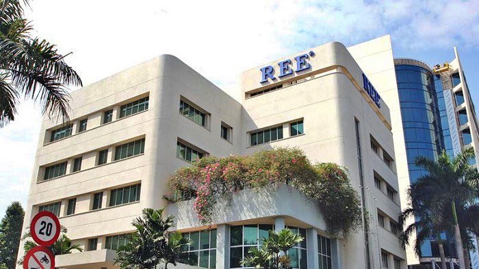 "Cá mập" Singapore quyết gom 4 triệu cổ phiếu REE với giá 80.000 đồng/cp