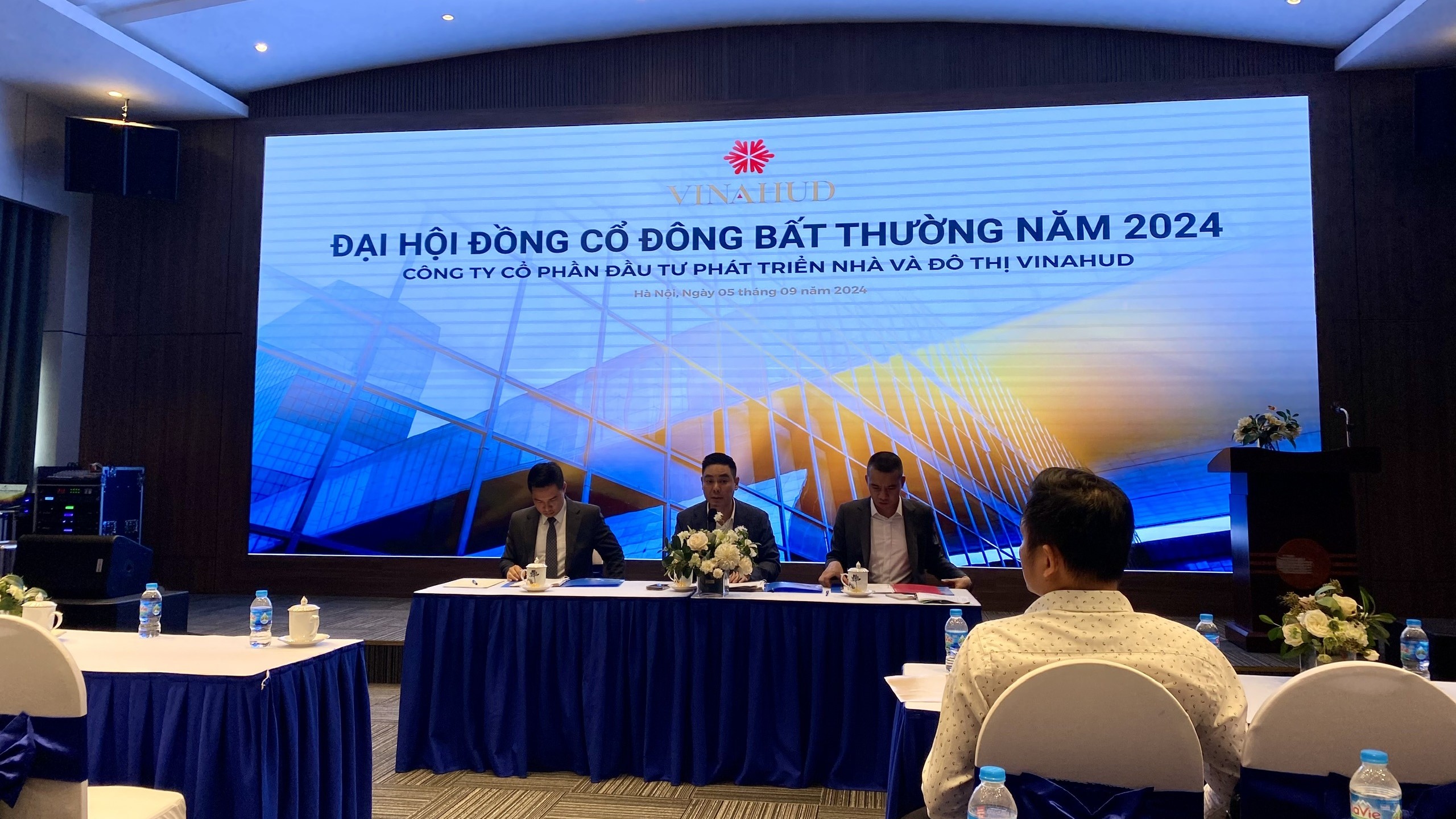 EGM 2024 Vinahud: Chốt bán công ty con lấy tiền trả nợ TPBank, bầu bổ sung 2 thành viên HĐQT