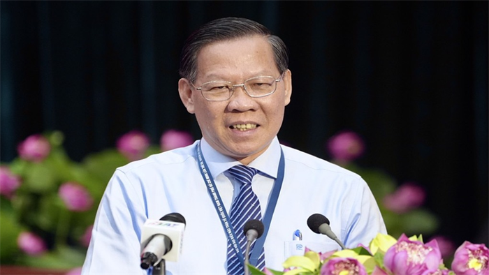 Chủ tịch TP HCM kêu gọi người dân mua trái phiếu làm metro