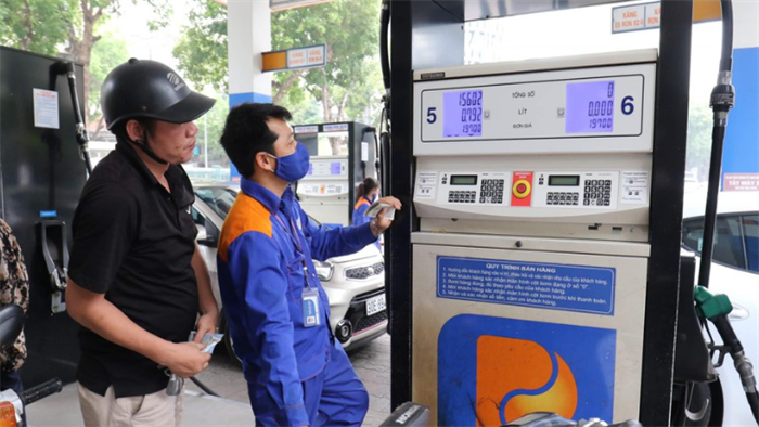 Quỹ bình ổn giá xăng dầu dư hơn 6.000 tỷ đồng