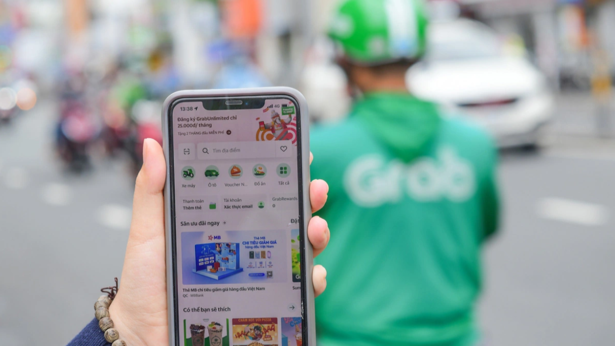 Gọi xe công nghệ hết thời "đốt tiền khuyến mãi"