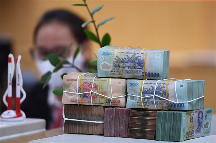 Loạt doanh nghiệp sắp chốt quyền trả cổ tức tiền mặt, một "đại gia" dự chi 7.000 tỷ đồng