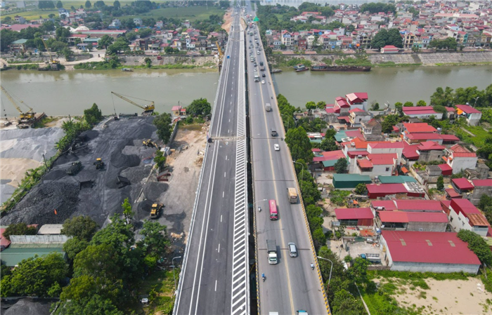 Cổ phiếu tăng kịch trần 5 phiên liên tiếp, TTL nói gì?