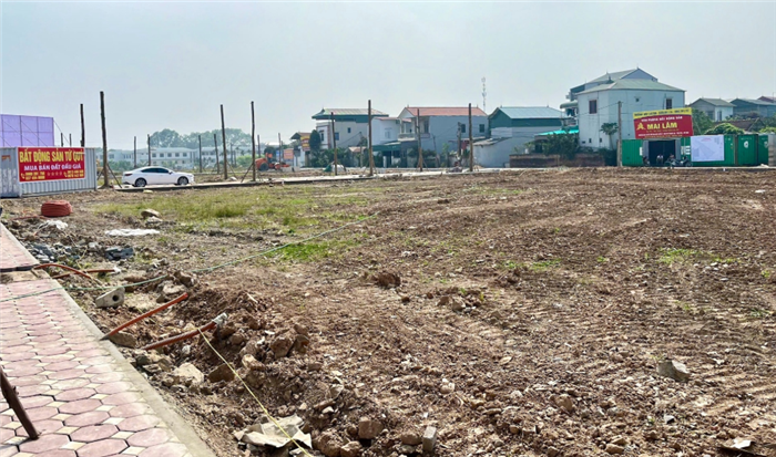 Sau màn trả giá 30 tỷ/m2, thêm 22 lô đất đấu giá khách hàng đồng loạt bỏ cuộc