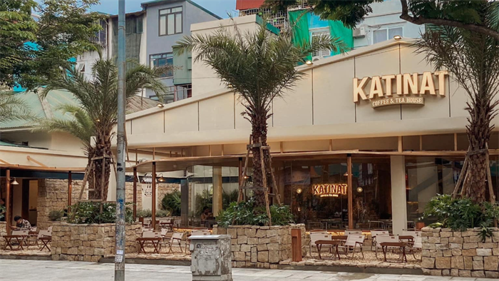 Sức nặng của 1.000 đồng trong ly cà phê Katinat