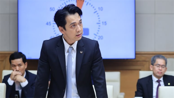 Làm banker áp lực thế nào (?), tổng tài ACB Trần Hùng Huy cũng bạc mặt ‘chạy nước rút cho những tháng cuối năm’: Đến cuối ngày là ‘đuối’ thật!