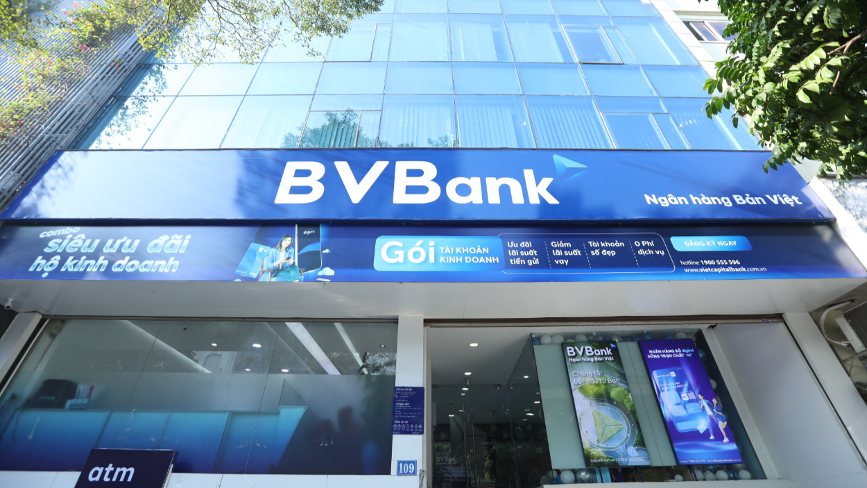 9 lãnh đạo BVBank và người liên quan nắm gần 20% vốn ngân hàng