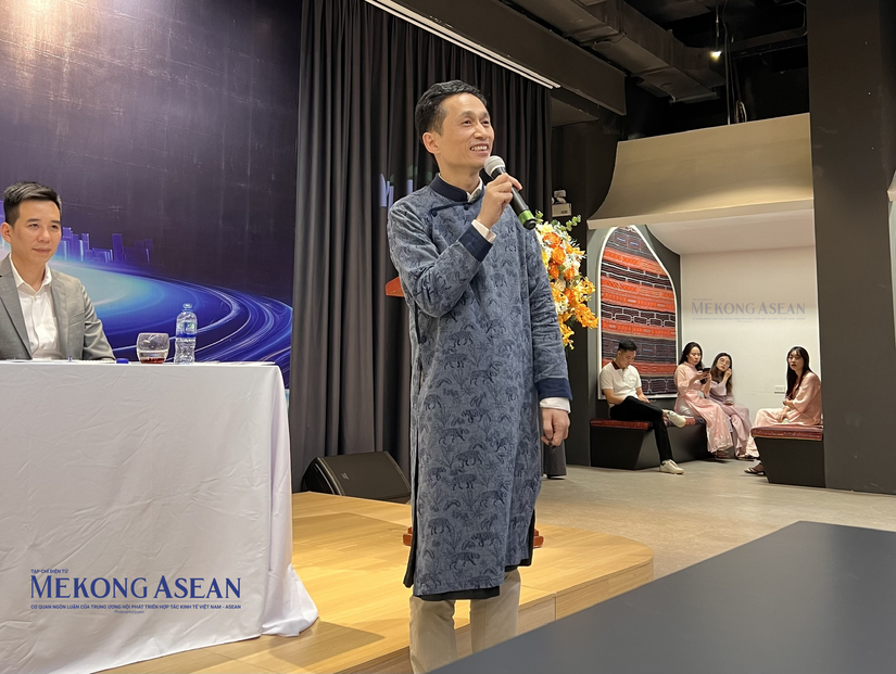 Ông Nguyễn Đỗ Lăng 'tái xuất' tại AGM 2024 của API: "Việc đã xảy ra rồi thì cũng không nói lại, hy vọng sẽ êm đẹp"